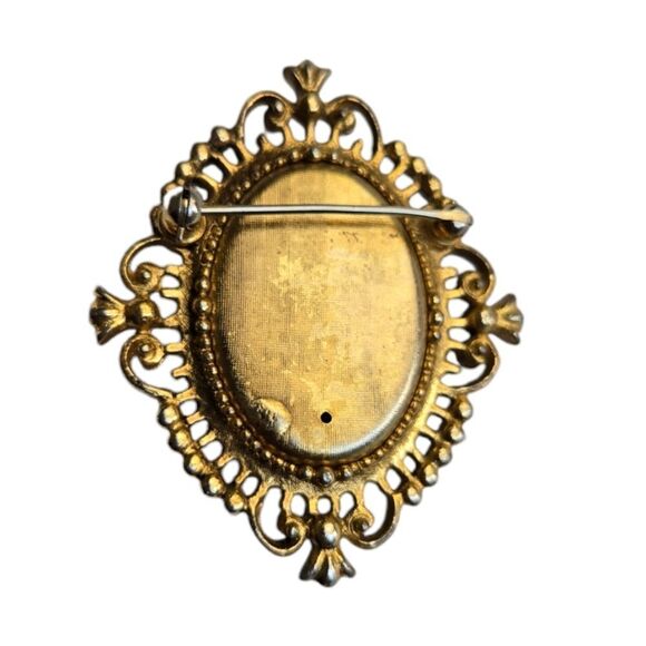 Vintage Avon Perfume Cameo Gold Tone Locket Brooch 2" Pin Empty - Picture 7 of 8
